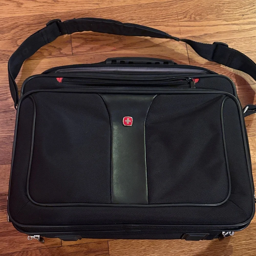 Wenger Legacy 16